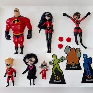 Disney Incredible's Action Figure Bundle (14pieces)